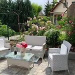 Holiday Rooms & Apartments In The Rosy Garden